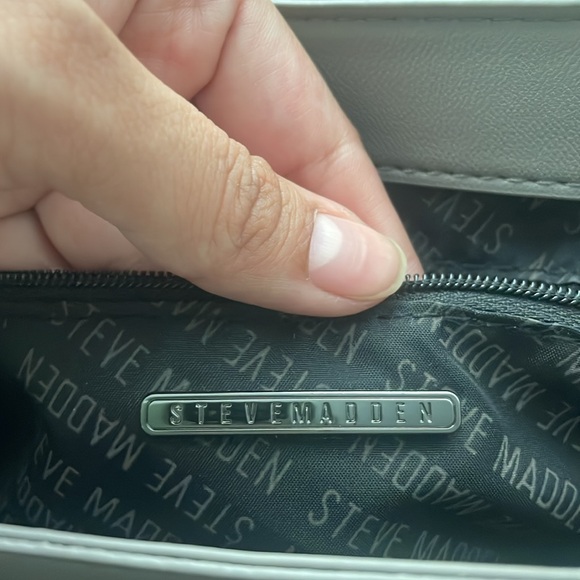 Steve Madden Crossbody - Picture 7 of 13
